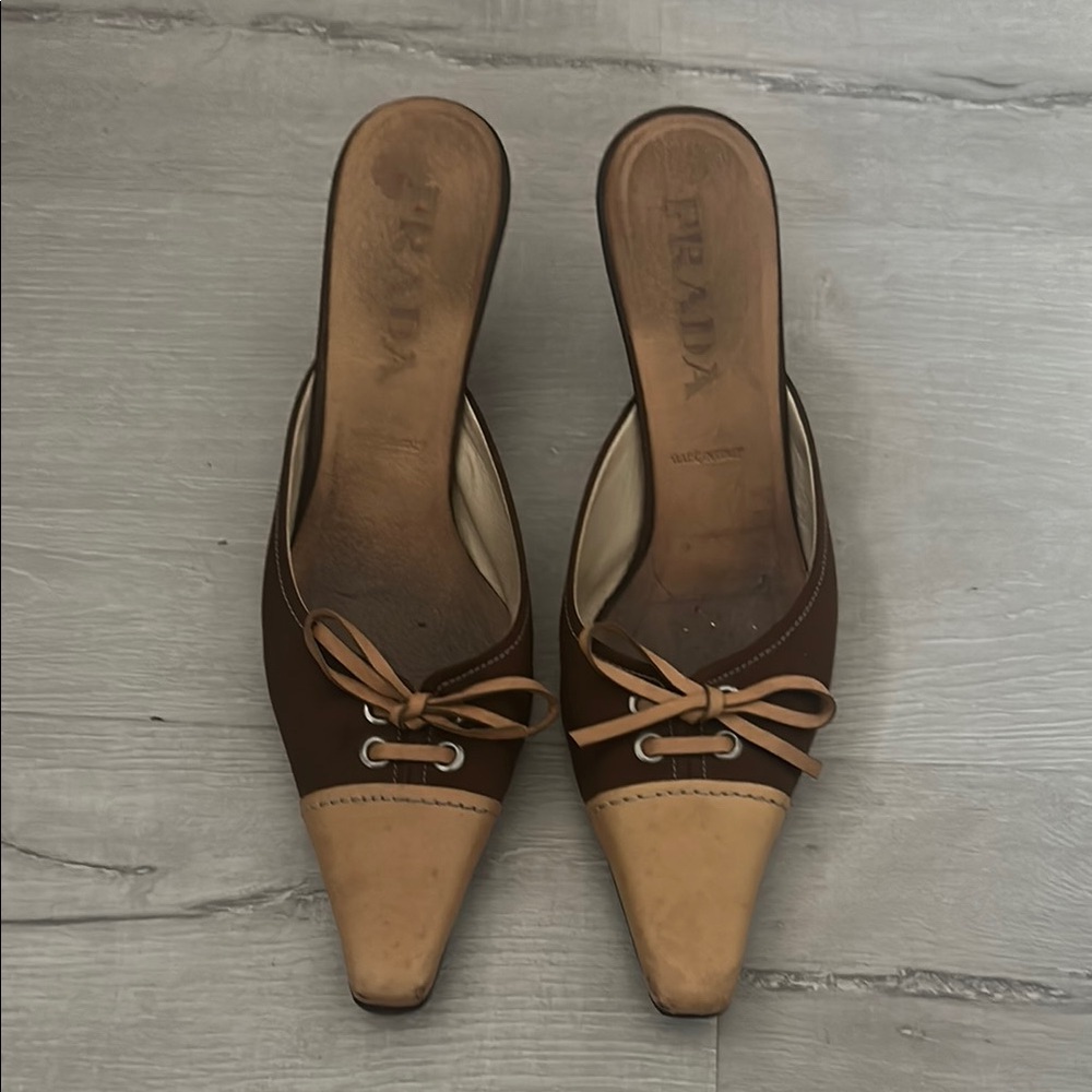 Vintage Prada Women's Leather Mules in Brown and Tan